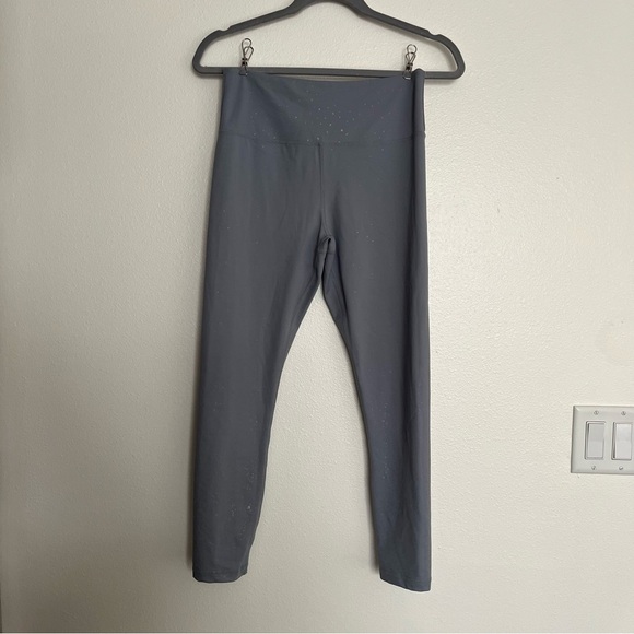 ZYIA Active 7/8 length blue shimmer workout leggings size Medium / 6-8 - Picture 3 of 9